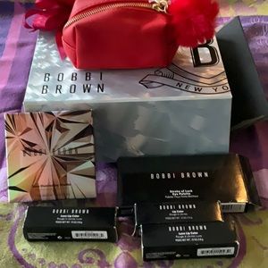 BOBBI BROWN MAKEUP
